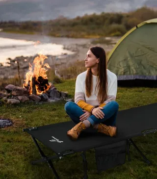 Cuna de Campamento Sportneer Negra