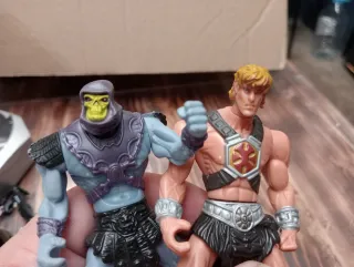 Figuras He-Man + Skeletor MOTU 20XX
