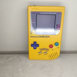 Nintendo Game Boy Pokémon Ed. Pikachu