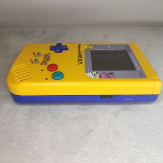 Nintendo Game Boy Pokémon Ed. Pikachu