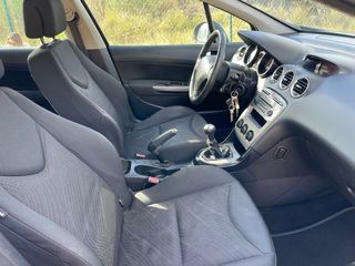 Peugeot 308 2008 5p confort HDi