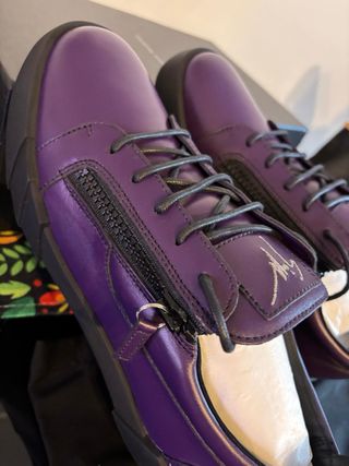 Sneakers Giuseppe Zanotti Talla 42 | Piel Púrpura