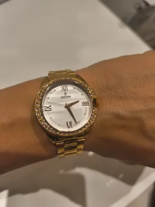 Reloj Festina y Colgante Corazón