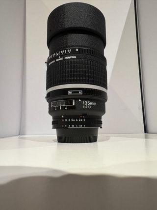 -varios objetivos nikon y zeis desde