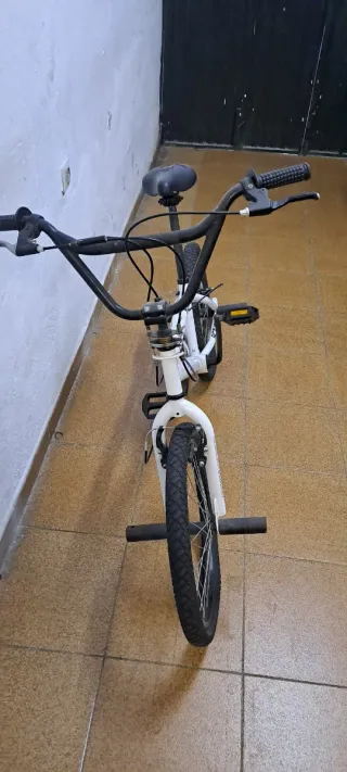 Bicicleta BMX Blanca SCREET XR