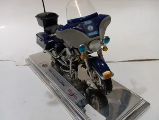 Harley Davidson flth electra glide moto escal 1.18