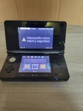 Nintendo 3DS Nera + Pokémon UltraLuna