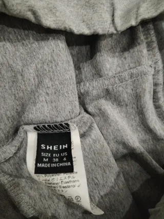 Faldas deportivas padel grises y rosas