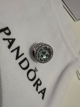 Charm Pandora Cristal Plata