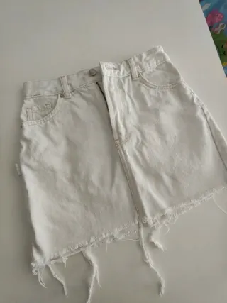 Falda vaquera mini blanca