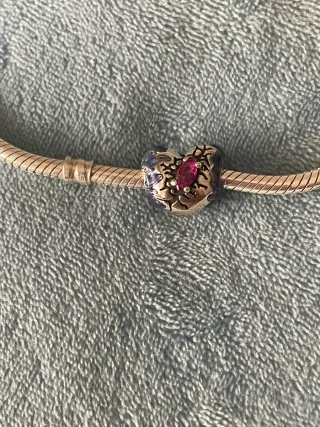 Charm Corazón Stranger Things