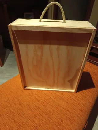 Caja de madera para 3 botellas