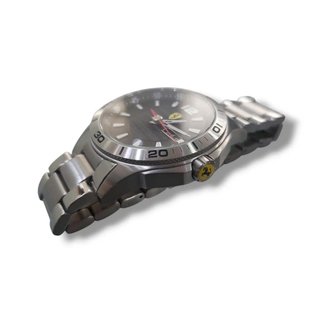 RELOJ COLECCION ESCUDERIA FERRARI + CAJA COMPLETA