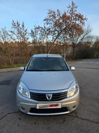 Dacia Sandero 2012