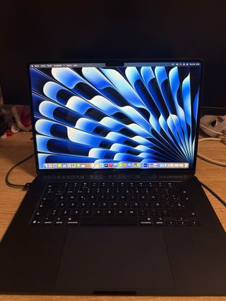 MacBook Air 15,3” M4 2025 NUEVO 512GB
