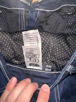 Pantalón vaquero moto con protecciones