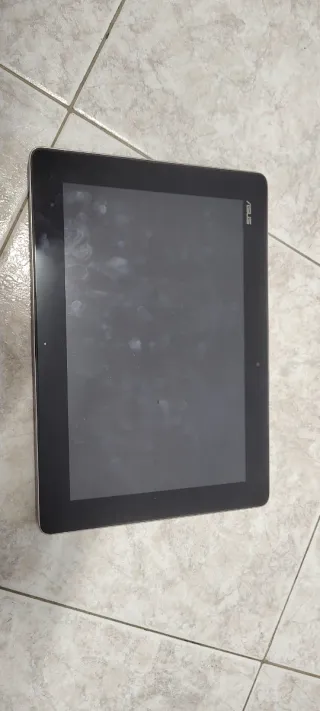 Tablet Asus Nera