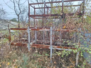 Jaulas para puntales metálicas