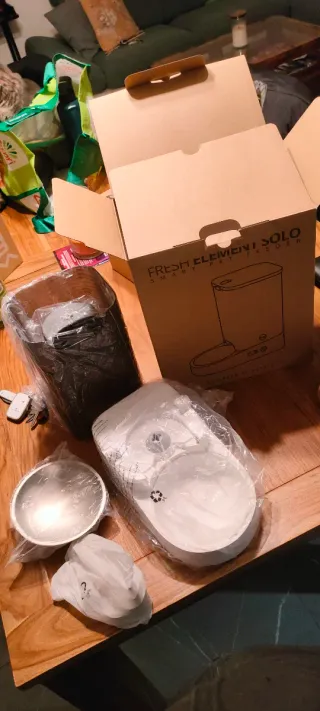 Distributore automatico cibo per gatti PETKIT