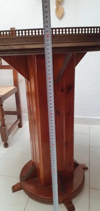 Mesa redonda mármol y madera hecha a mano