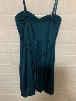 Abito corto verde smeraldo a spalline per donne