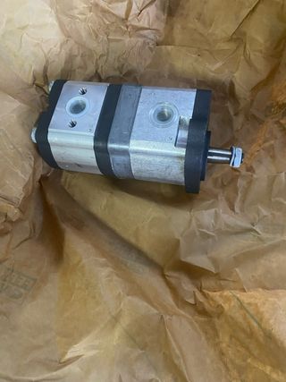 Bomba Hidráulica Doble Tractor