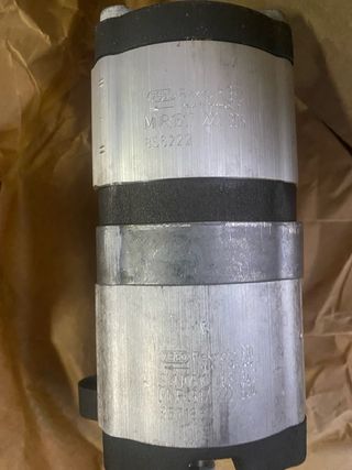 Bomba Hidráulica Doble Tractor