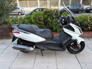 Kymco Superdink 300