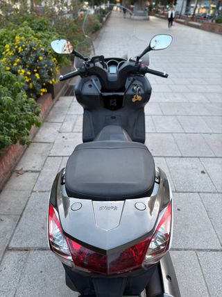 Kymco Superdink 300