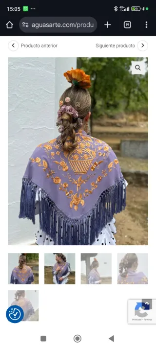 Mantón bordado y flecado artesanal