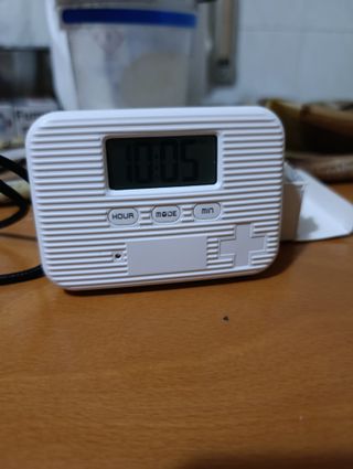 Pastillero digital con alarma y vibración