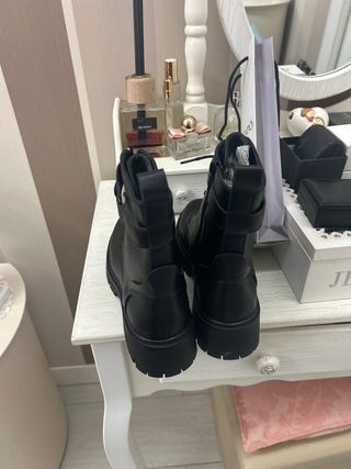 Anfibio donna nero tg 40 con zip nuovo