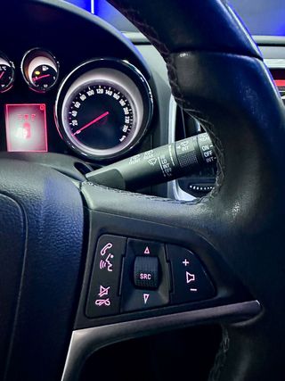 OPEL Astra 2.0 CDTi SS 165 CV Excellence llanta 17