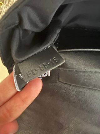 Bolso Fendi Baguette Negro y Dorado nuevo