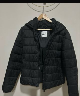 Chaqueta acolchada negra unisex