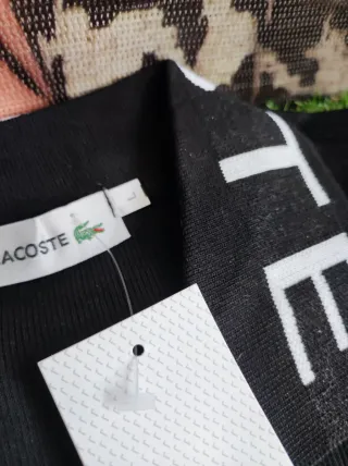 Vestido Lacoste de invierno.