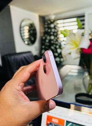 iPhone 15 Rosa