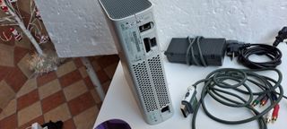 Xbox 360 Classic Microsoft Console + Gioco