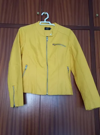 Cazadora Piel Only Mujer Amarilla Nueva