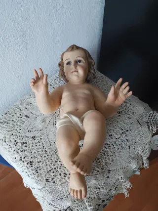 Niño Jesús de Olot antiguo