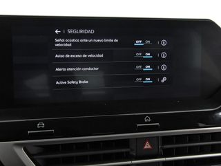 Citroën C4 Hybrid 136 e-DCS6 Plus