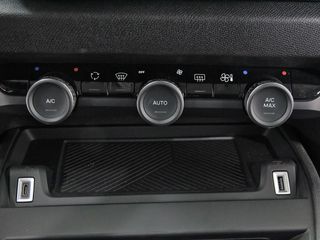 Citroën C4 Hybrid 136 e-DCS6 Plus