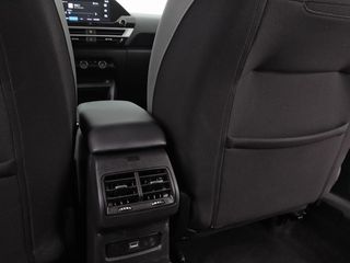 Citroën C4 Hybrid 136 e-DCS6 Plus