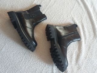 Stivali Laura Biagiotti n.35