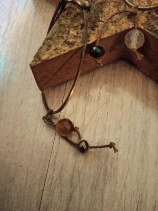 Pendientes largos ovalados con abalorios