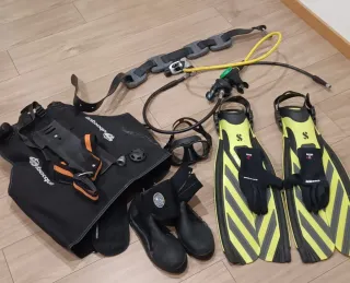 SUBMARINISMO EQUIPO ENTERO PRACTICAMENTE NUEVO!!