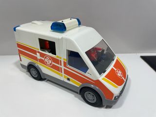 Playmobil Ambulancia 6685 Luz y Sonido