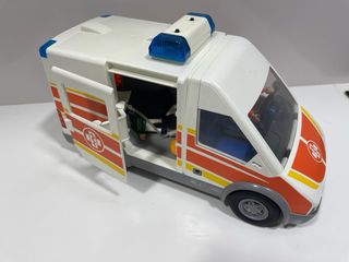 Playmobil Ambulancia 6685 Luz y Sonido
