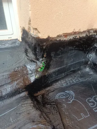 Reformas de terrazas con laminas asfáltica.