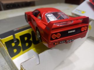 Bburago Metalkit Ferrari F40 1/24